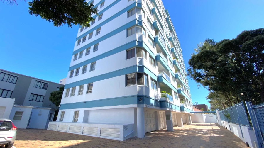 3 Bedroom Property for Sale in Sea Point Western Cape